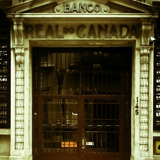 Canada_bank