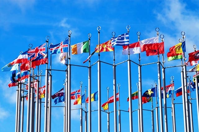 600_europe_640_auto_jpg